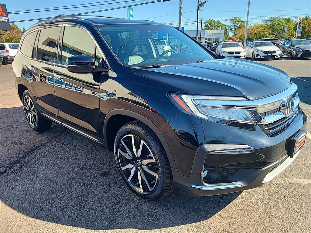 used 2021 Honda Pilot car, priced at $26,990