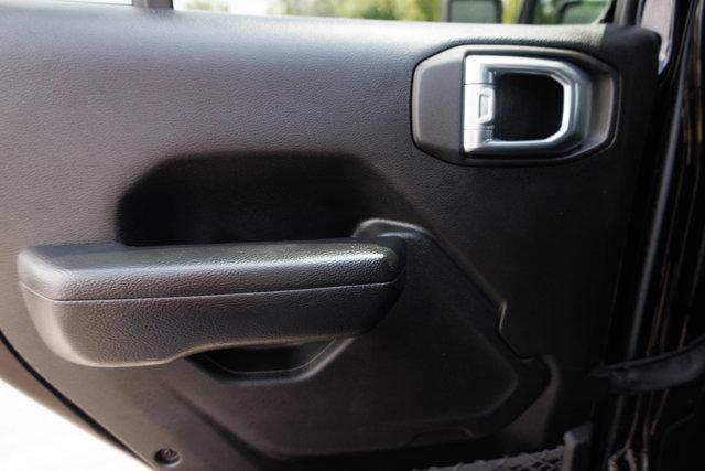 used 2022 Jeep Gladiator car, priced at $35,490