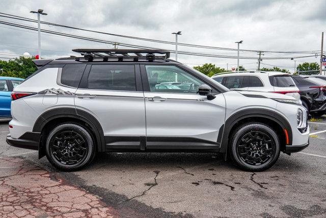 new 2025 Mitsubishi Outlander car, priced at $44,260