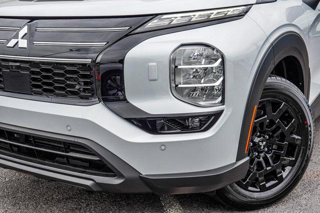 new 2025 Mitsubishi Outlander car, priced at $44,260