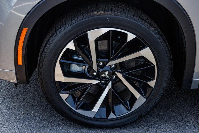 new 2025 Mitsubishi Outlander car, priced at $41,465