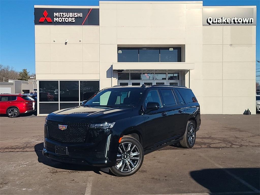 used 2022 Cadillac Escalade ESV car, priced at $71,990