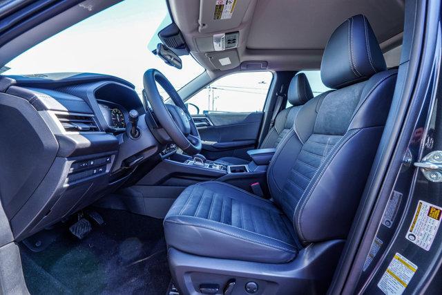 new 2025 Mitsubishi Outlander PHEV car