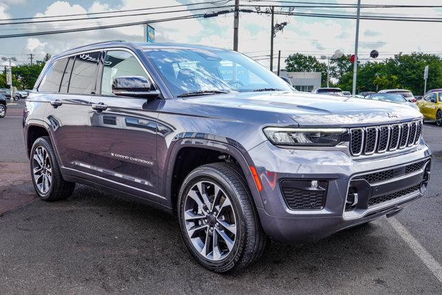 used 2022 Jeep Grand Cherokee car, priced at $33,990