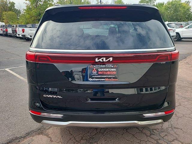 used 2024 Kia Carnival car, priced at $42,190