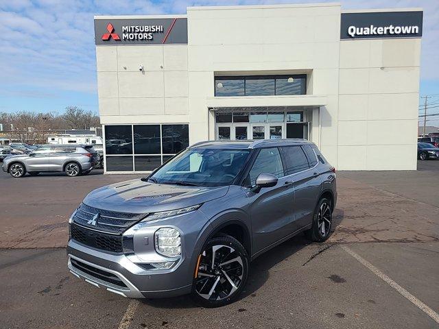 new 2024 Mitsubishi Outlander car, priced at $39,015