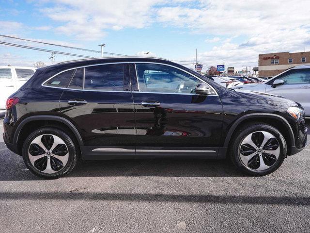used 2025 Mercedes-Benz GLA 250 car, priced at $35,990