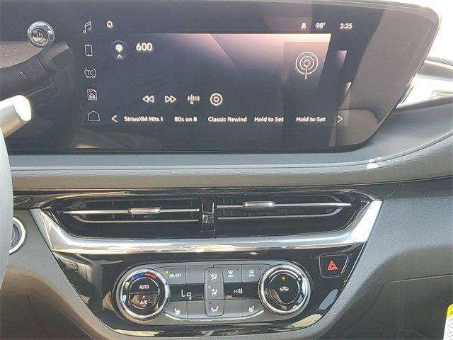 new 2025 Buick Envista car, priced at $29,030