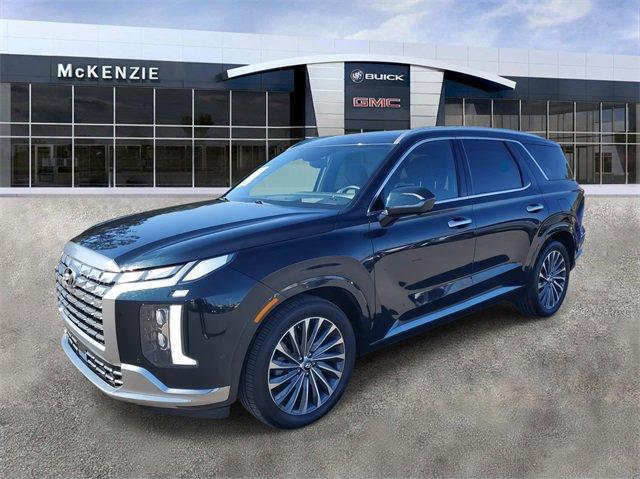 used 2024 Hyundai Palisade car, priced at $45,987