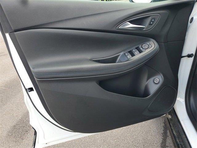 new 2025 Buick Encore GX car, priced at $29,120