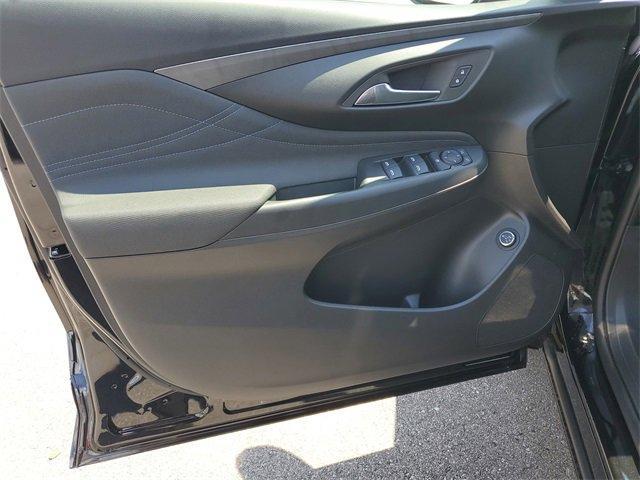 new 2025 Buick Envista car, priced at $25,925