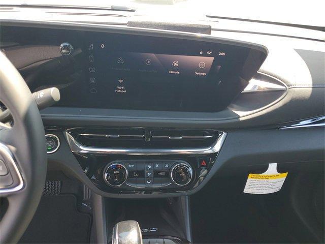 new 2025 Buick Envista car, priced at $25,925