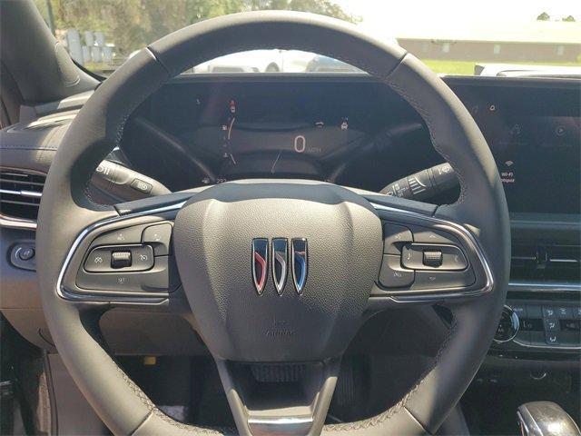 new 2025 Buick Envista car, priced at $25,925