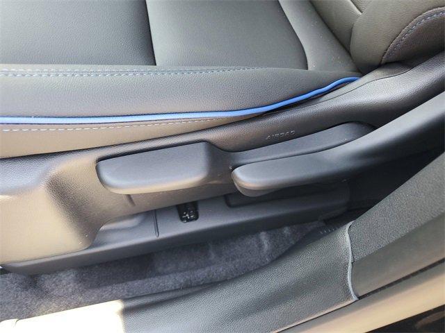 new 2025 Buick Envista car, priced at $25,925