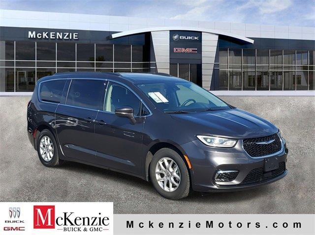 used 2022 Chrysler Pacifica car, priced at $22,200