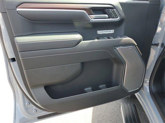 new 2025 GMC Sierra 1500 car, priced at $75,195