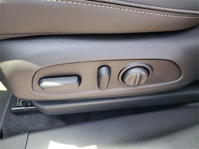 new 2025 Buick Encore GX car, priced at $28,520