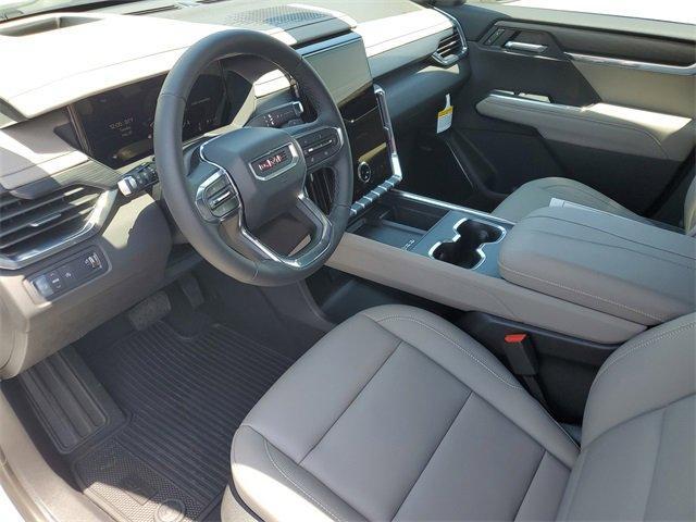 new 2025 GMC Acadia car, priced at $45,500