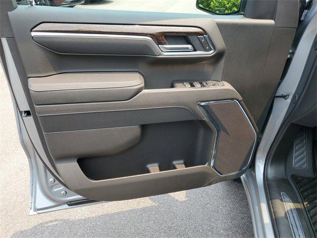 new 2025 GMC Sierra 1500 car, priced at $47,440