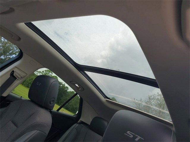 used 2022 Buick Envision car, priced at $26,771