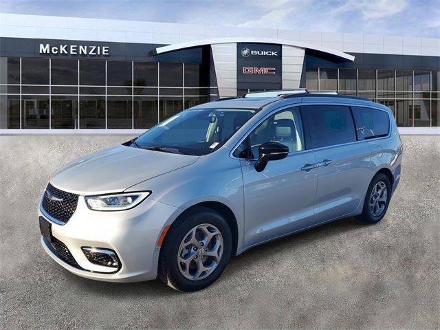 used 2024 Chrysler Pacifica car, priced at $39,806