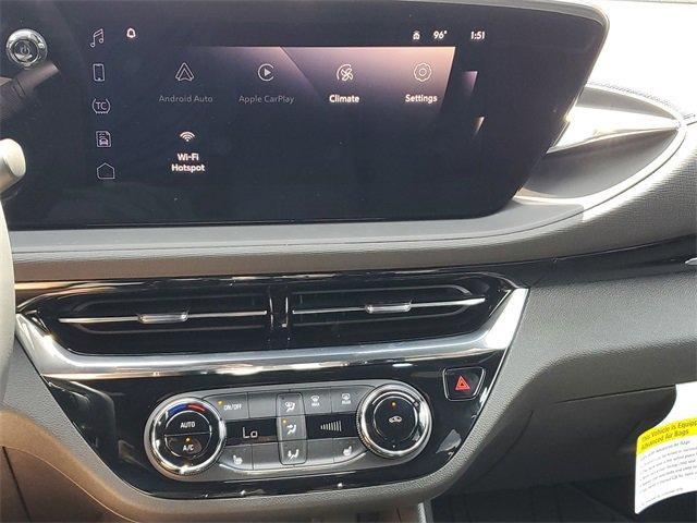 new 2025 Buick Envista car, priced at $29,525