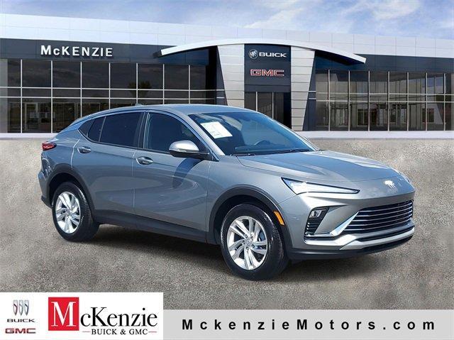 new 2025 Buick Envista car, priced at $24,210