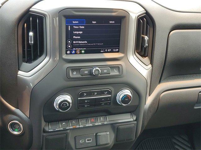 new 2025 GMC Sierra 1500 car, priced at $47,475