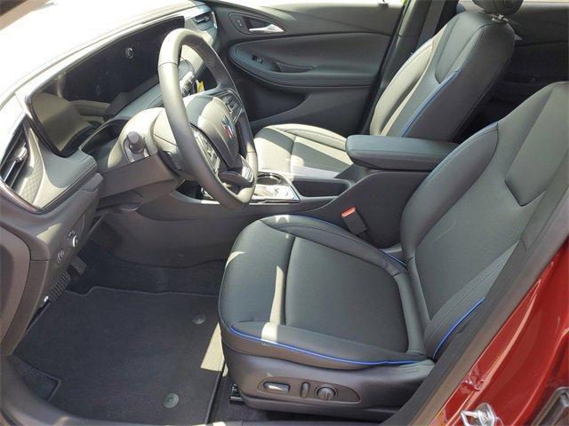 new 2025 Buick Encore GX car, priced at $29,720