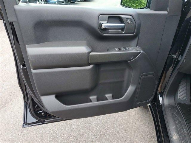 new 2025 GMC Sierra 1500 car, priced at $44,720