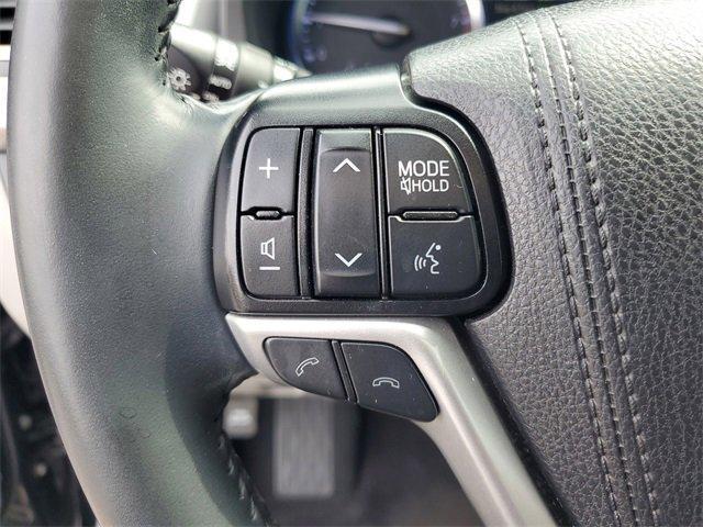 used 2019 Toyota Highlander car, priced at $28,788