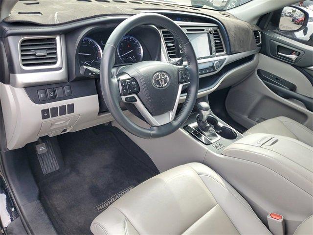 used 2019 Toyota Highlander car, priced at $28,788