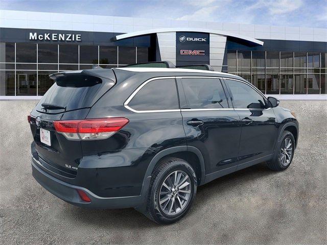 used 2019 Toyota Highlander car, priced at $28,788