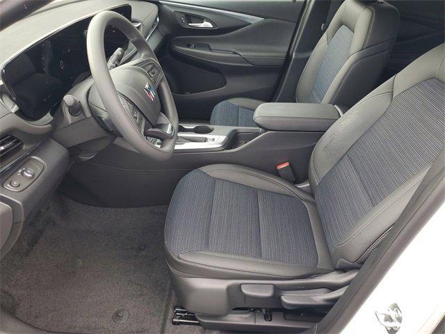 new 2025 Buick Envista car, priced at $25,715