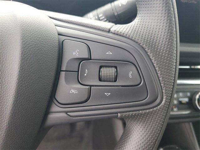 new 2025 Buick Envista car, priced at $25,715