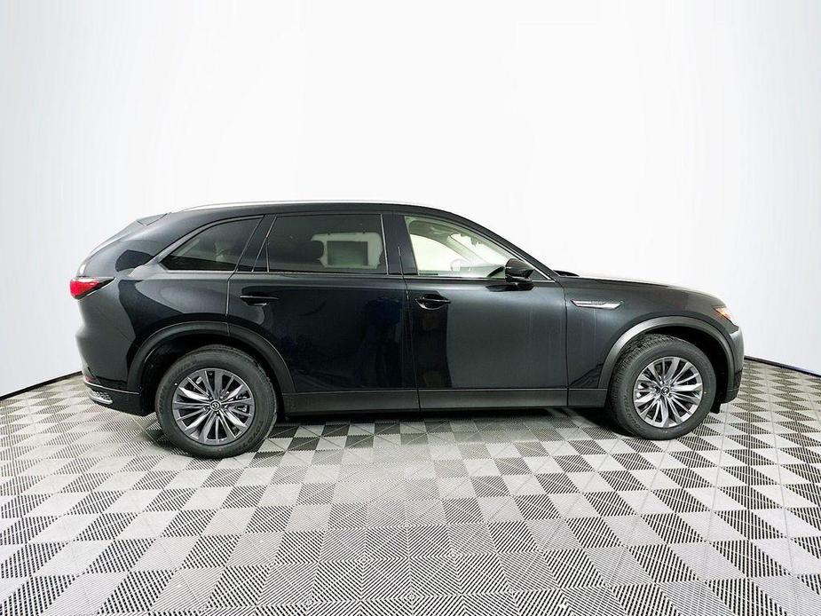 new 2025 Mazda CX-90 car