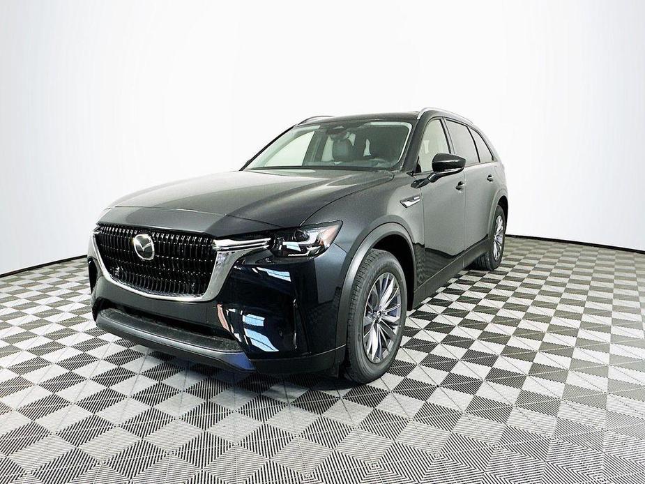 new 2025 Mazda CX-90 car