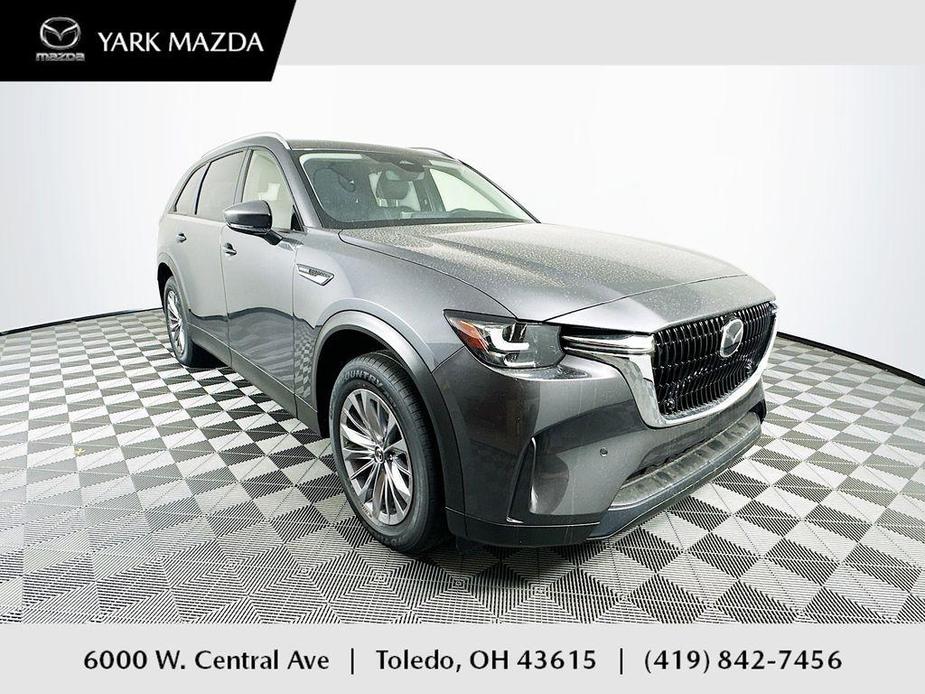 new 2025 Mazda CX-90 car, priced at $43,995