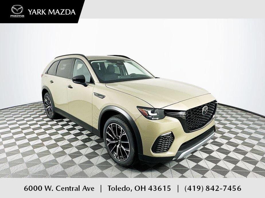 new 2025 Mazda CX-70 car, priced at $55,305