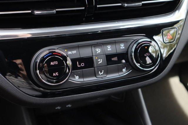 new 2025 Buick Envista car, priced at $27,500