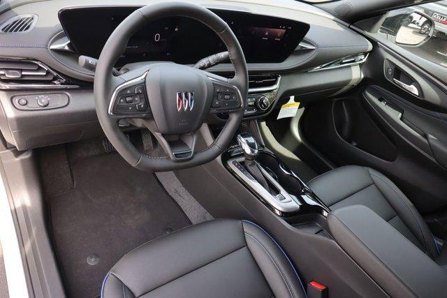 new 2025 Buick Envista car, priced at $27,500