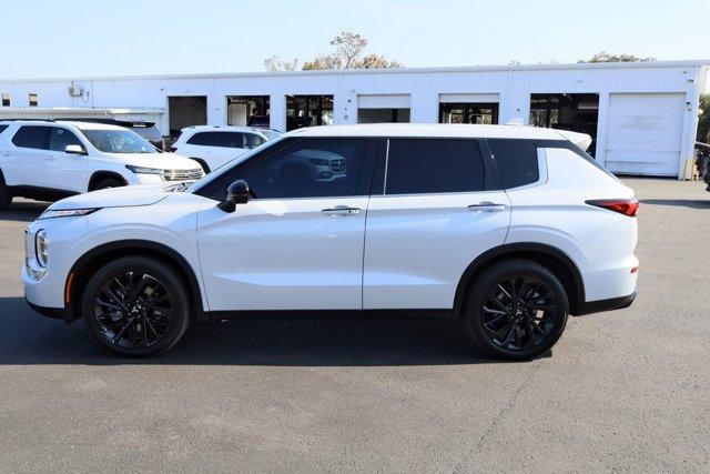 used 2023 Mitsubishi Outlander car, priced at $25,500