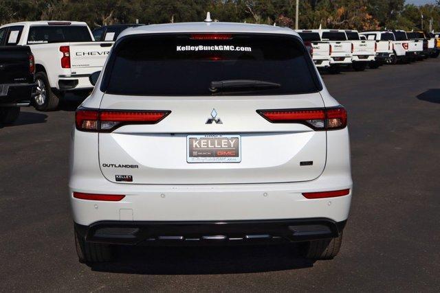 used 2023 Mitsubishi Outlander car, priced at $25,500