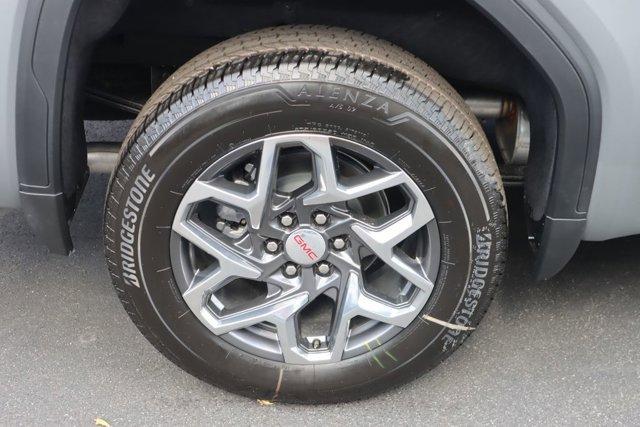 new 2025 GMC Sierra 1500 car, priced at $51,252