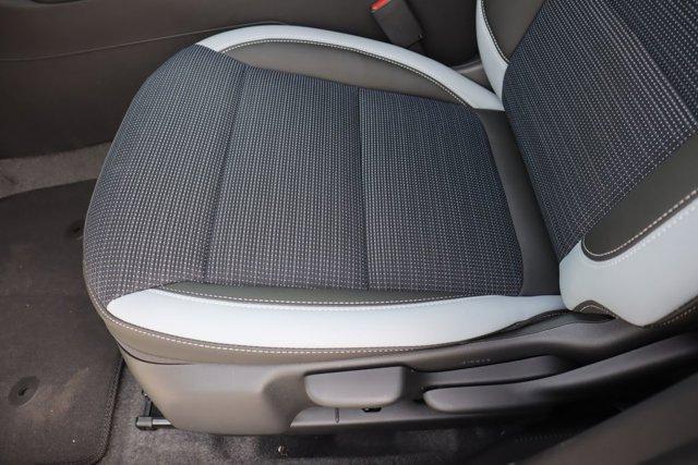 new 2025 Buick Envista car, priced at $25,000