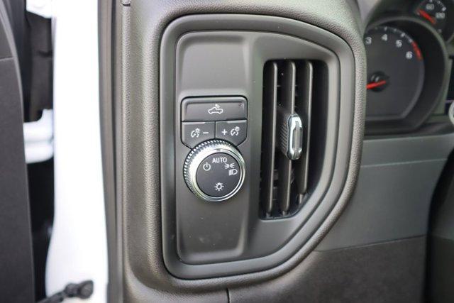 new 2025 GMC Sierra 1500 car, priced at $44,395