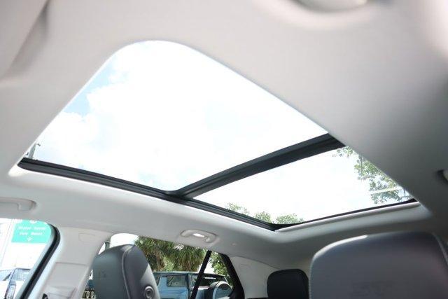 new 2025 Buick Envision car, priced at $39,500