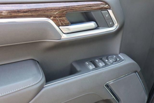 new 2025 GMC Sierra 1500 car, priced at $52,370