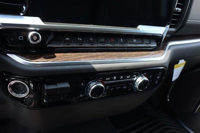 new 2025 GMC Sierra 1500 car, priced at $52,370