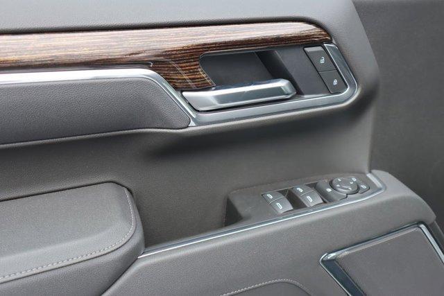 new 2025 GMC Sierra 1500 car, priced at $52,370
